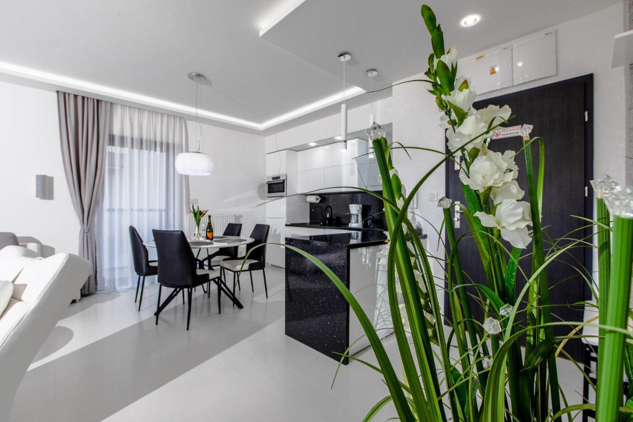 Apartament Luksusowy 23 Gardenia Dziwnow Z Widokiem Na Morze Epapartamenty Exterior photo